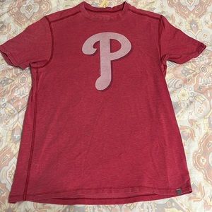 Phillies tee size M